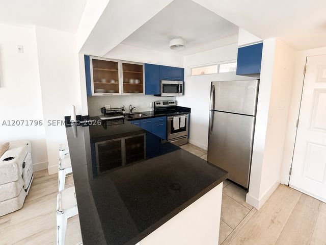 650 NE 64th St G506, Miami, FL 33138