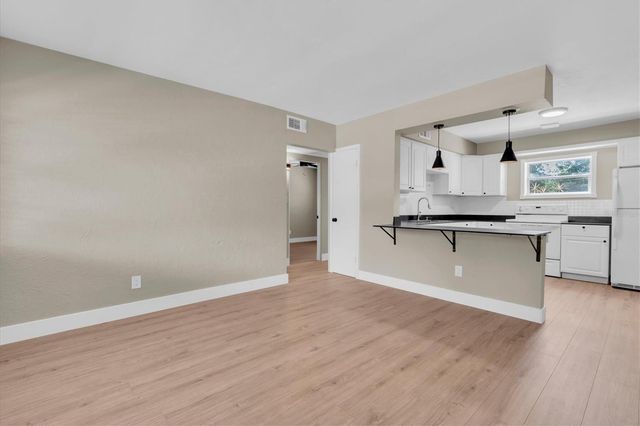 3926 40TH AVENUE N, St Petersburg, FL 33714