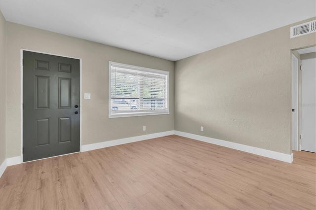 3926 40TH AVENUE N, St Petersburg, FL 33714