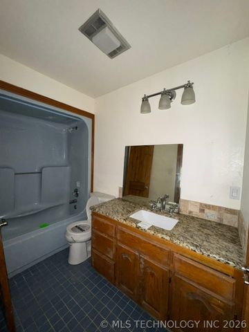84872 S 4660, Stilwell, OK 74960