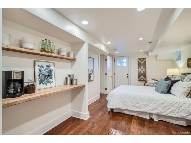 1516 Cook St, Denver, CO 80206