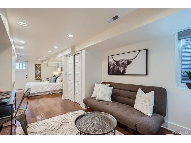 1516 Cook St, Denver, CO 80206