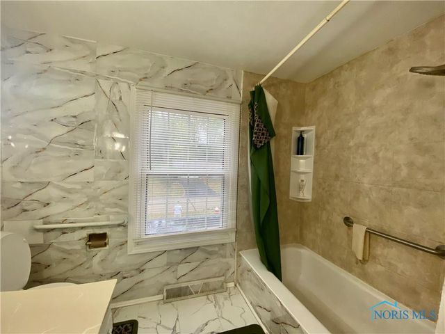 6922 Gettysburg Drive, Sylvania, OH 43560