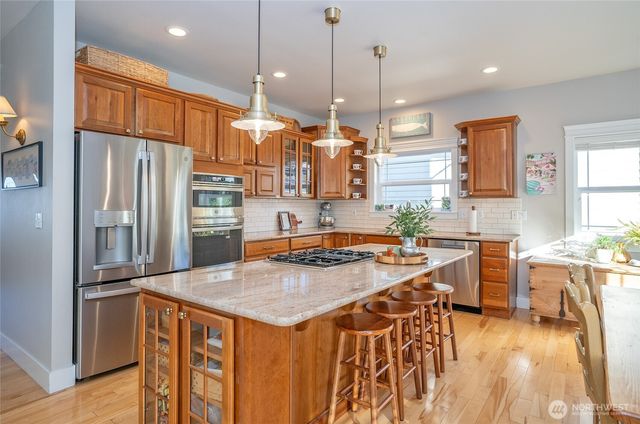 5128 N 49th Street, Ruston, WA 98407