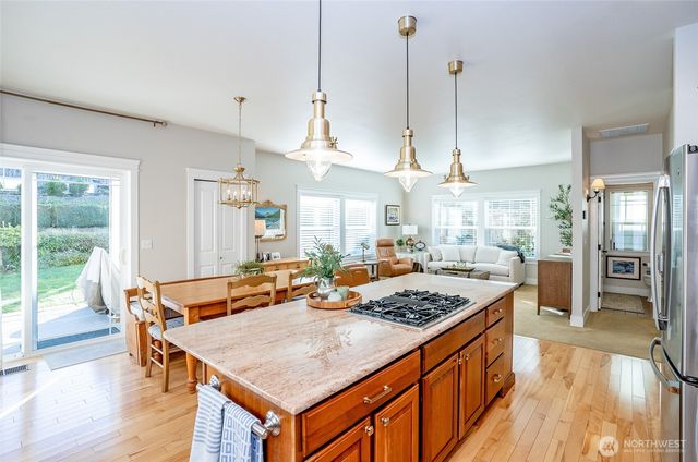 5128 N 49th Street, Ruston, WA 98407