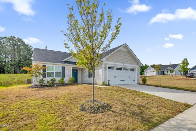 102 Fairfield Grove Court, Sanford, NC 27330