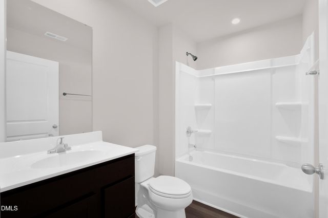 102 Fairfield Grove Court, Sanford, NC 27330