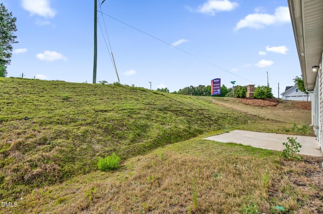 102 Fairfield Grove Court, Sanford, NC 27330