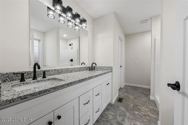 360 Blane Dr, Clarkson, KY 42726