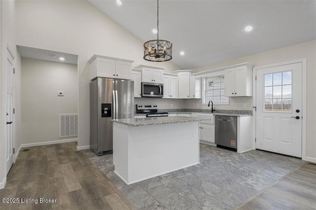 360 Blane Dr, Clarkson, KY 42726