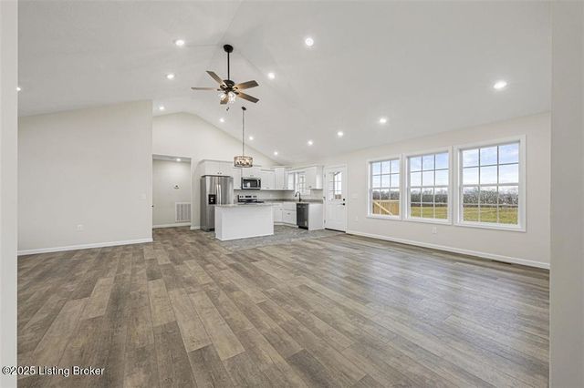 360 Blane Dr, Clarkson, KY 42726