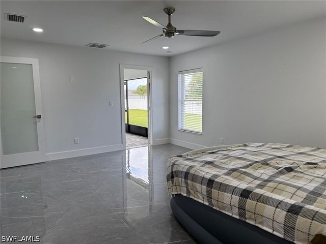 4000 NE 9th AVE, Cape Coral, FL 33909