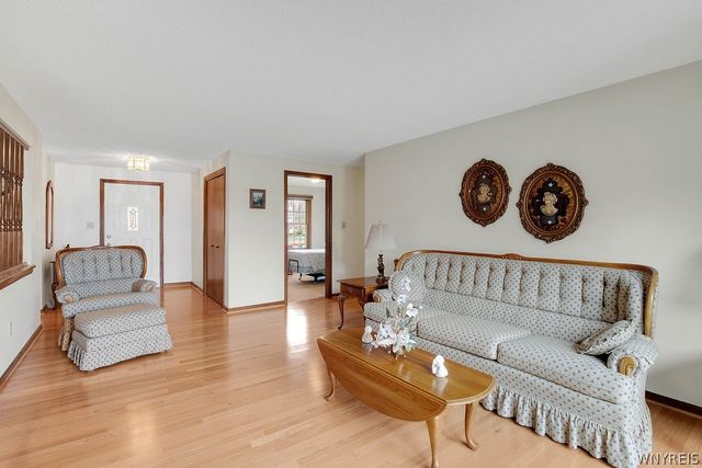 3095 Stony Point Road, Grand Island, NY 14072