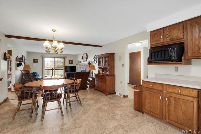 3095 Stony Point Road, Grand Island, NY 14072