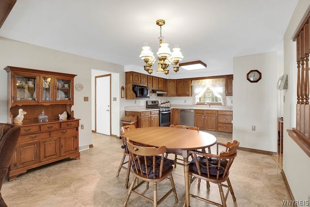 3095 Stony Point Road, Grand Island, NY 14072