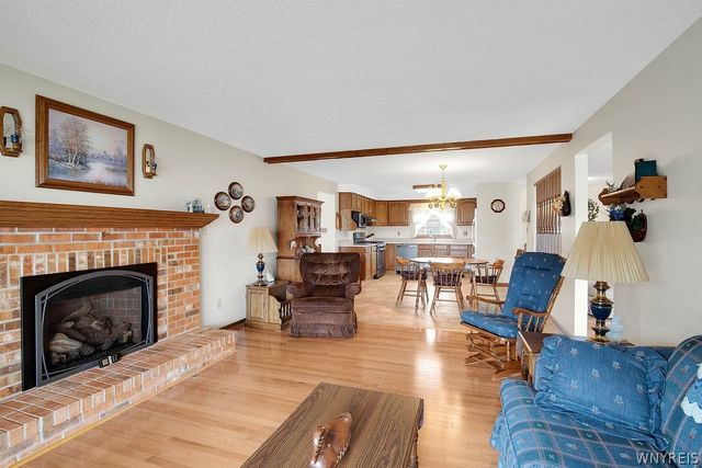 3095 Stony Point Road, Grand Island, NY 14072