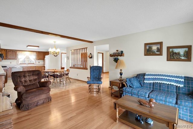 3095 Stony Point Road, Grand Island, NY 14072