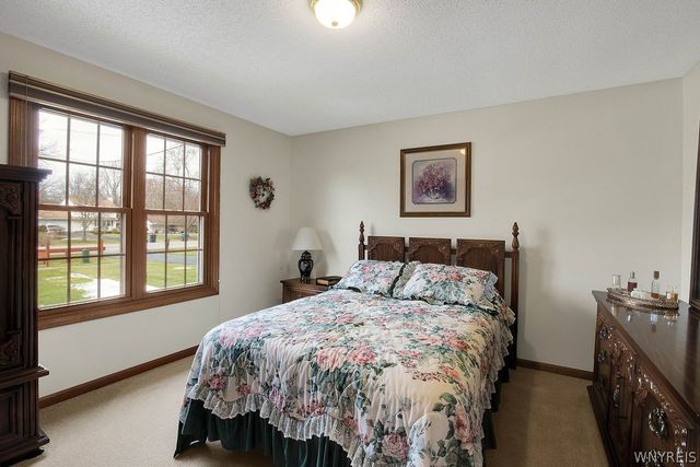 3095 Stony Point Road, Grand Island, NY 14072