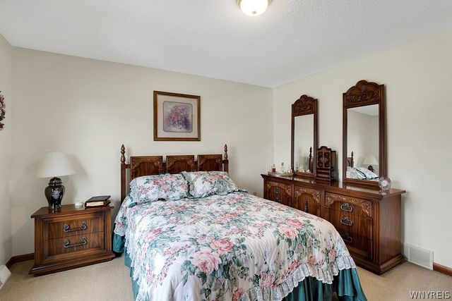 3095 Stony Point Road, Grand Island, NY 14072