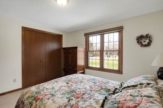 3095 Stony Point Road, Grand Island, NY 14072