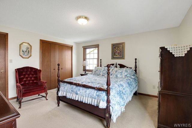 3095 Stony Point Road, Grand Island, NY 14072