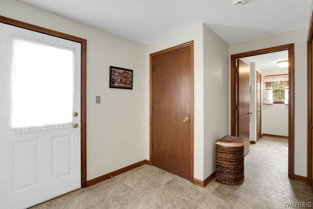 3095 Stony Point Road, Grand Island, NY 14072