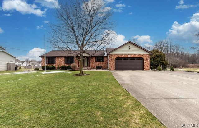 3095 Stony Point Road, Grand Island, NY 14072