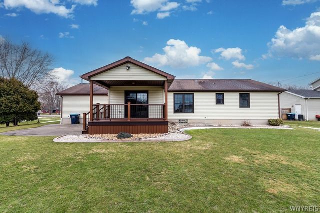 3095 Stony Point Road, Grand Island, NY 14072