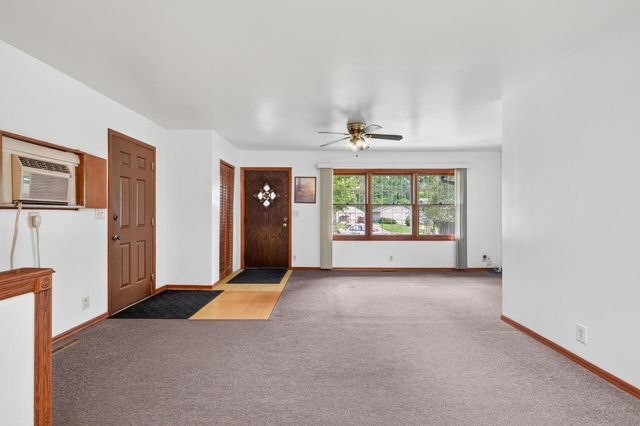 10138 Harriet Avenue S, Bloomington, MN 55420