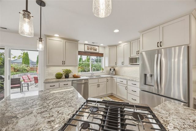 407 Westview Place, Nooksack, WA 98276