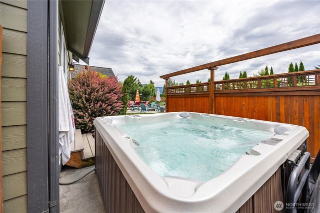 407 Westview Place, Nooksack, WA 98276