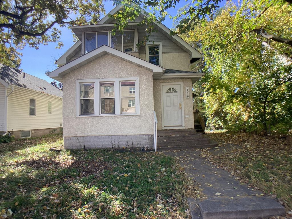 2319 W Broadway Avenue, Minneapolis, MN 55411 — exterior