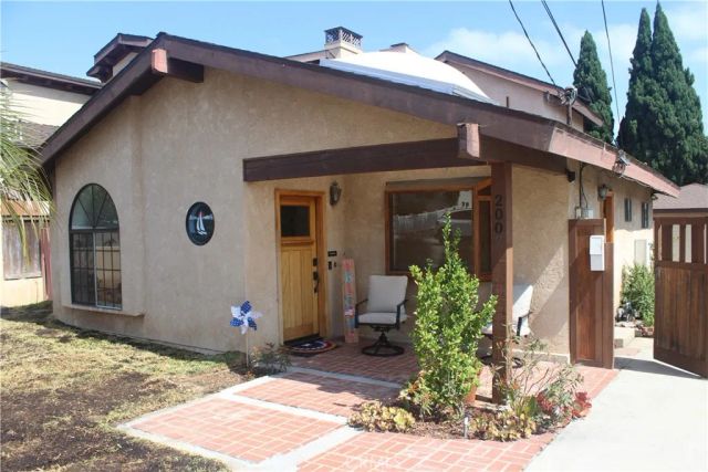2007 Voorhees, Redondo Beach, CA 90278