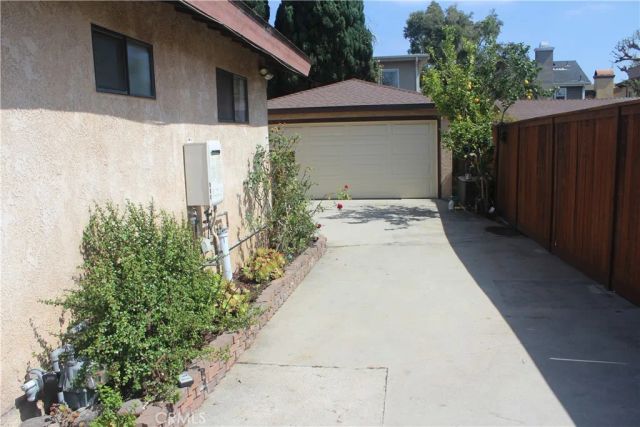 2007 Voorhees, Redondo Beach, CA 90278