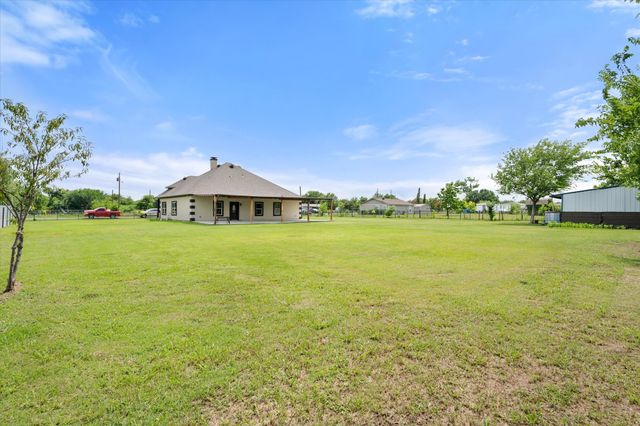 13921 Delta Drive, Venus, TX 76084