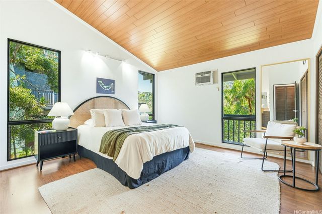 99-709 Hoio Street, Aiea, HI 96701