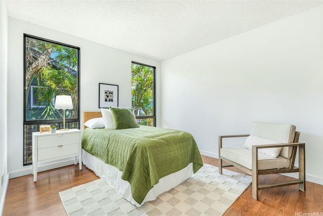 99-709 Hoio Street, Aiea, HI 96701