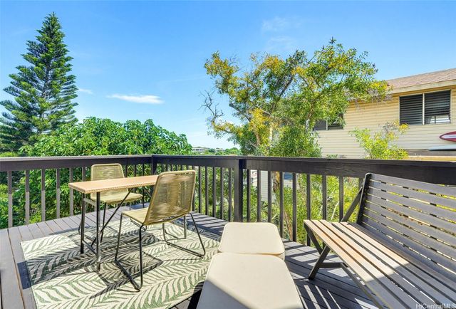 99-709 Hoio Street, Aiea, HI 96701