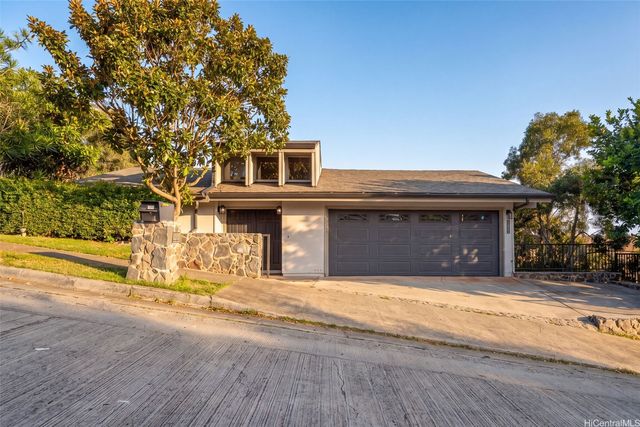 99-709 Hoio Street, Aiea, HI 96701