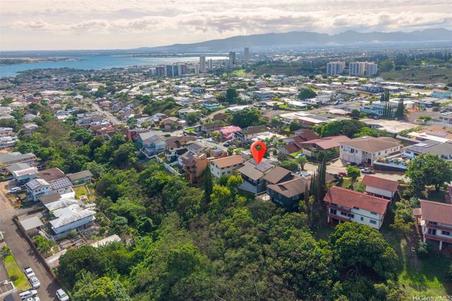99-709 Hoio Street, Aiea, HI 96701