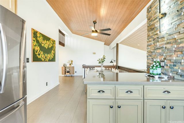 99-709 Hoio Street, Aiea, HI 96701