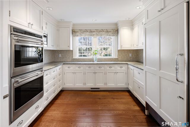 4 Sherwood Island Lane, Westport, CT 06880