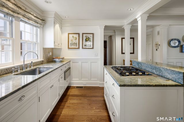 4 Sherwood Island Lane, Westport, CT 06880