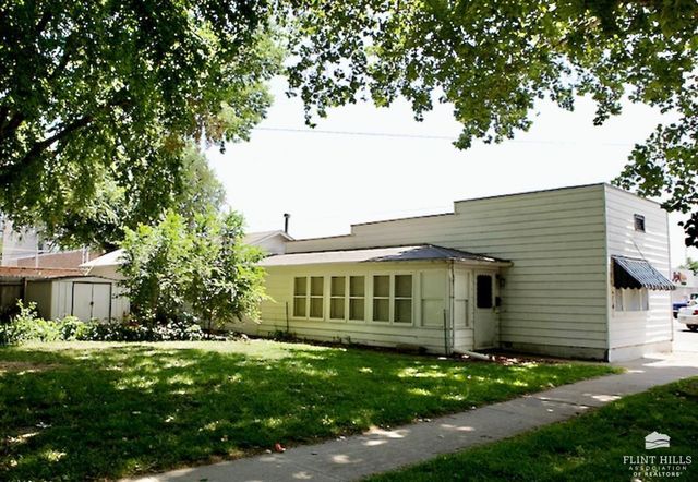 314 N 6th Street, Manhattan, KS 66502