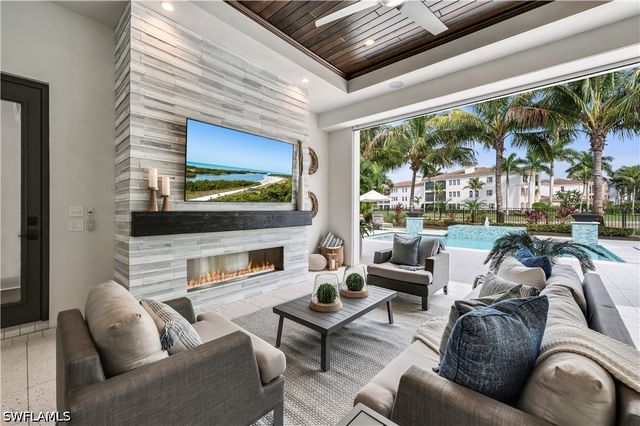 10531 Via Torino WAY, Miromar Lakes, FL 33913