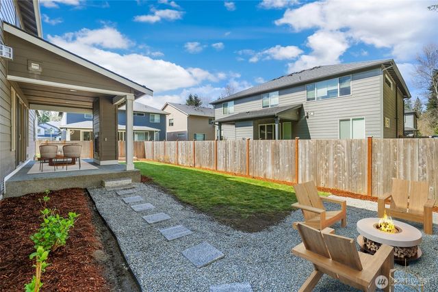 16823 124th Avenue Ct E, Puyallup, WA 98374