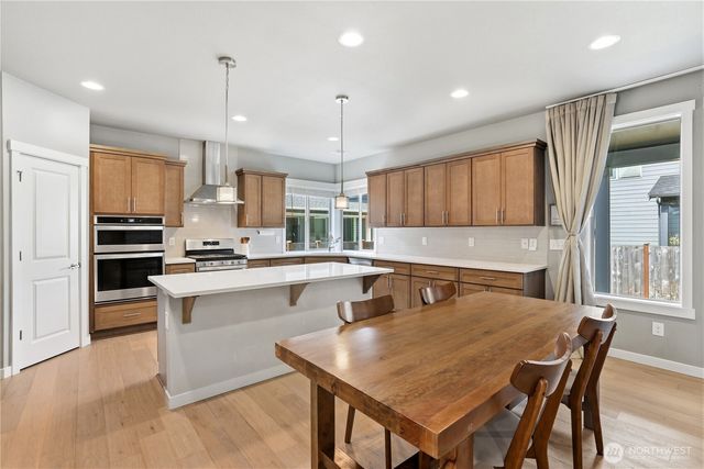 16823 124th Avenue Ct E, Puyallup, WA 98374