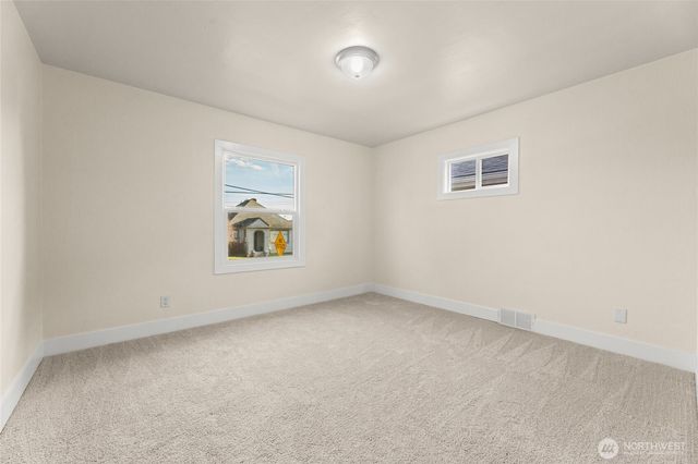 1229 Broadway Ave, Bremerton, WA 98337