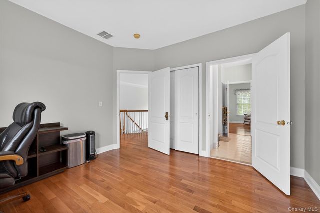 31 Sunflower Circle, Wappingers Falls, NY 12590