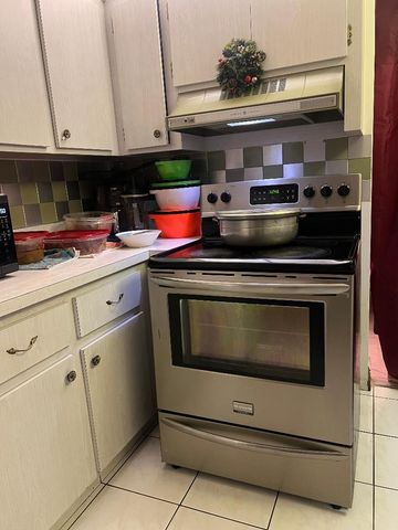 5803 NW 86th Avenue, Tamarac, FL 33321